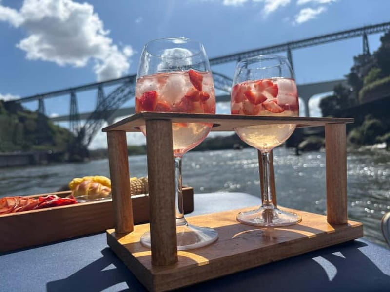Porto: 6 Bridges and Sunset Boat Cruise with Welcome Drink - FAQ