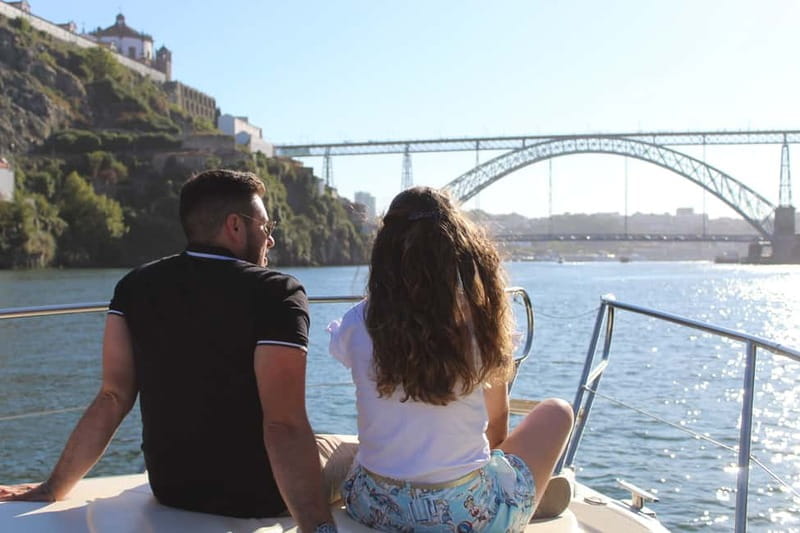 Porto: 6 Bridges Private Yacht Cruise with Wine & Snacks - Key Points / Takeaways