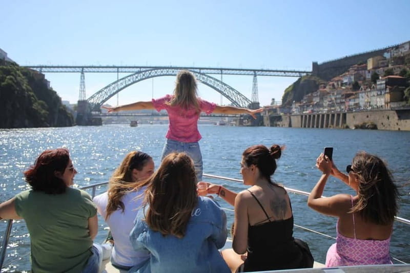 Porto: 6 Bridges Private Yacht Cruise with Wine & Snacks - Price and Overall Value