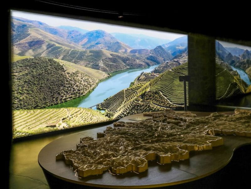 Porto: Cálem Cellar Tour, Fado Show & Wine Tasting - FAQ