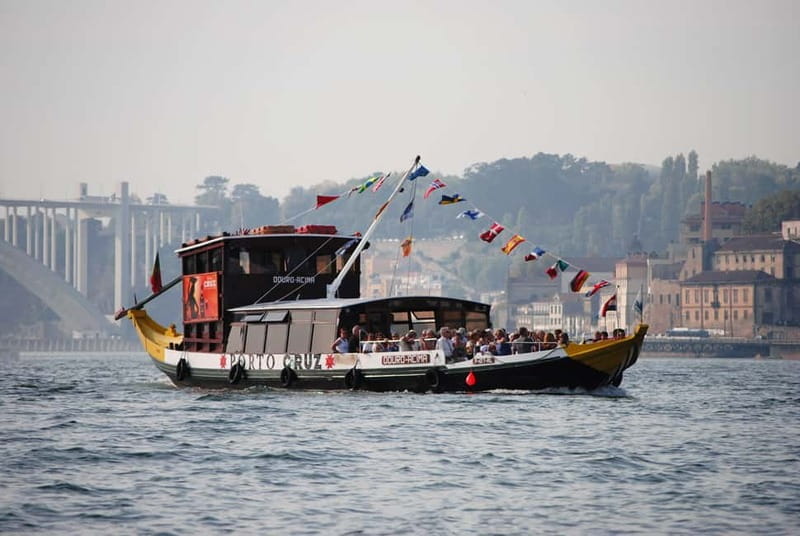 Porto: City Center Eco Car e Cruzeiro Rio Douro - Exploring Porto’s Highlights in Style and Comfort