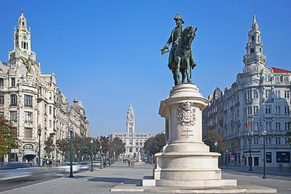 Porto City Full Day Minibus Tour, Lunch & Wine Tasting - 6 Bridges Cruise Experience