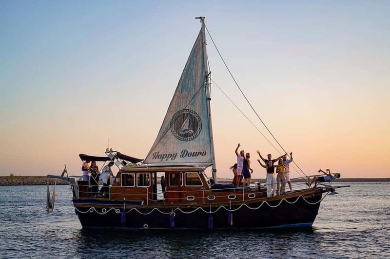 Porto: Classic Boat Cruise Along the Douro River - Key Points / Takeaways