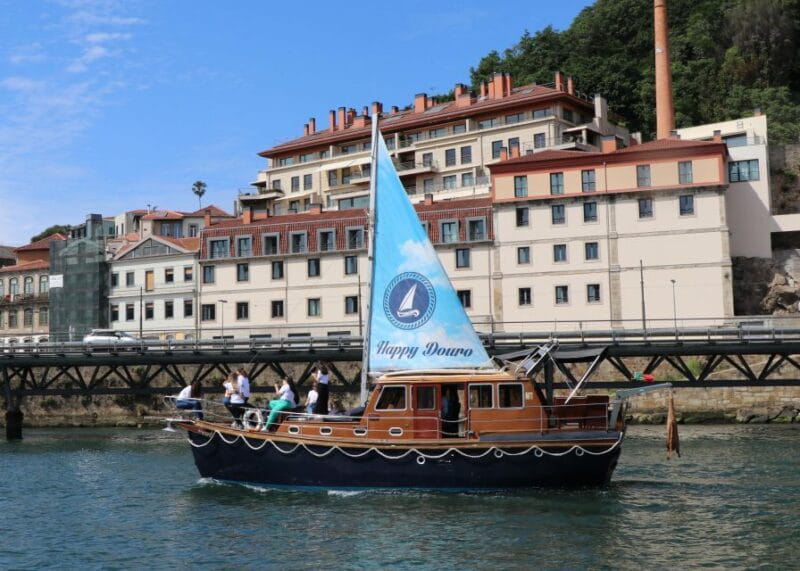 Porto: Classic Boat Cruise Along the Douro River - FAQs