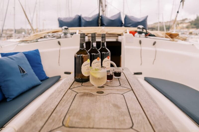 Porto: Douro river Boat tour with wine tasting (small group) - An In-Depth Look at the Douro River Cruise