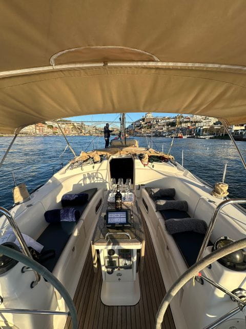 Porto: Douro river Boat tour with wine tasting (small group) - FAQ