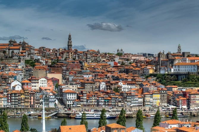 Porto Half-Day Private Tour with Tuk Tuk and Lello Bookstore - Logistics and Practical Considerations