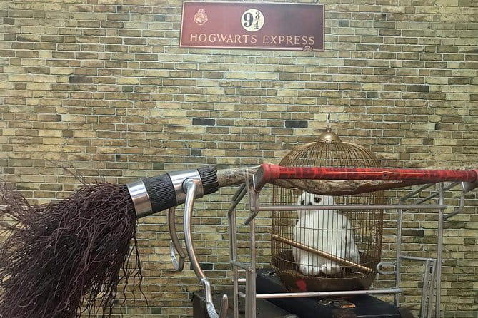 Porto Half-Day Private Tour with Tuk Tuk and Lello Bookstore - FAQ