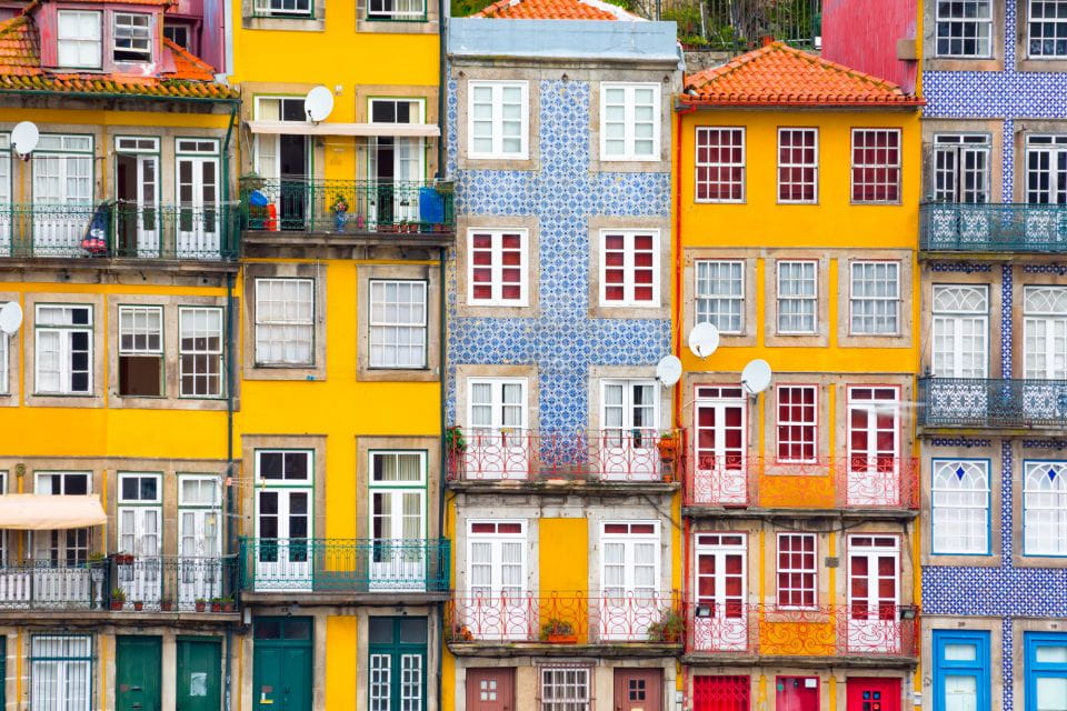 Porto: Highlights Self-Guided Scavenger Hunt and City Tour - Technical Requirements and Mobile App