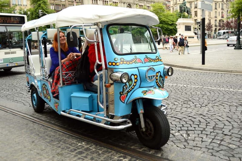 Porto: Historic Center Tuk-Tuk Tour - Key Points / Takeaways