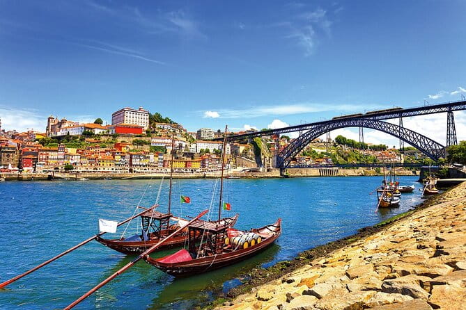 Porto Hop On Hop Off Bus Tour - Exploring the Itinerary: What You Can Expect
