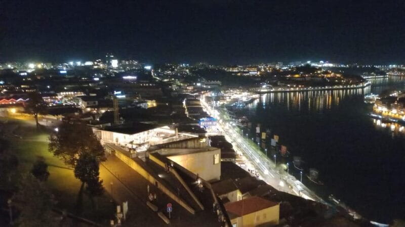 Porto / Lisbon Transfer with Nazaré & Óbidos - Discovering Portugal’s Coastal Charm and Medieval Magic