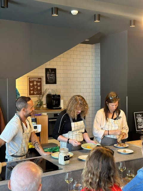 Porto: Local Market Tour & Cooking Class/Showcooking - Entering Porto’s Market Scene