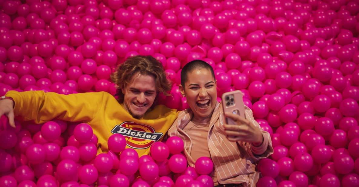 Porto: Pink Palace Entry Ticket & Tasting at WOW - Experience Overview