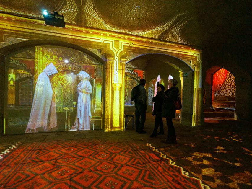 Porto: Porto Legends The Underground Experience - Accessibility and Language Options