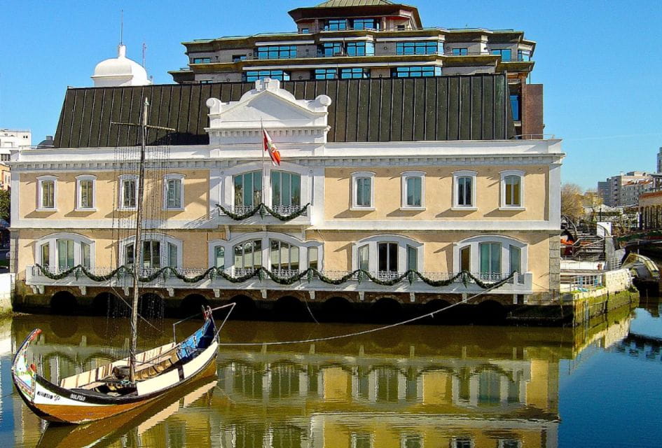 Porto: Private Transfer to Aveiro - Service Highlights