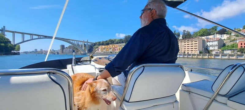 Porto: Private Yacht Tour on Douro River - up to 12 people - FAQ