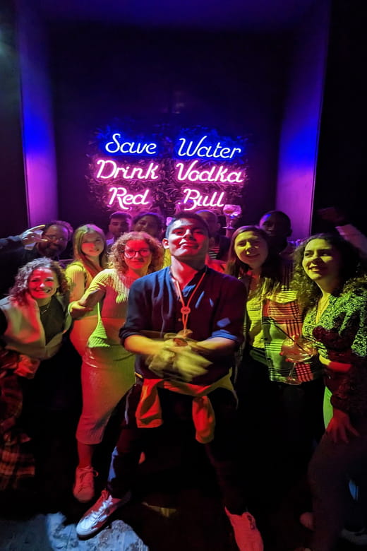 Porto: Pub Crawl with 7 Drinks, Games, and VIP Club Entry - Who Is This Tour Best For?