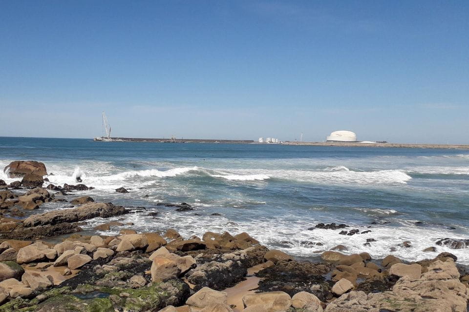 Porto Riverbank Tour on an E-Bike: Atlantic Coast, Gardens - Itinerary Highlights