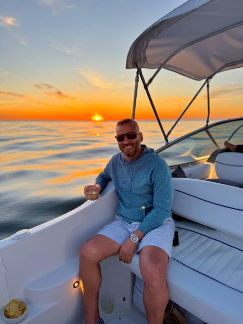 Porto SHARED Boat: Bridges, River Mouth & SUNSET w/ DRINKS - Sunset and the Closure of a Memorable Experience