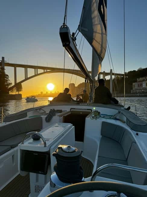 Porto: Sunset Douro River Boat Cruise with Port Wine - Entering Porto from the River