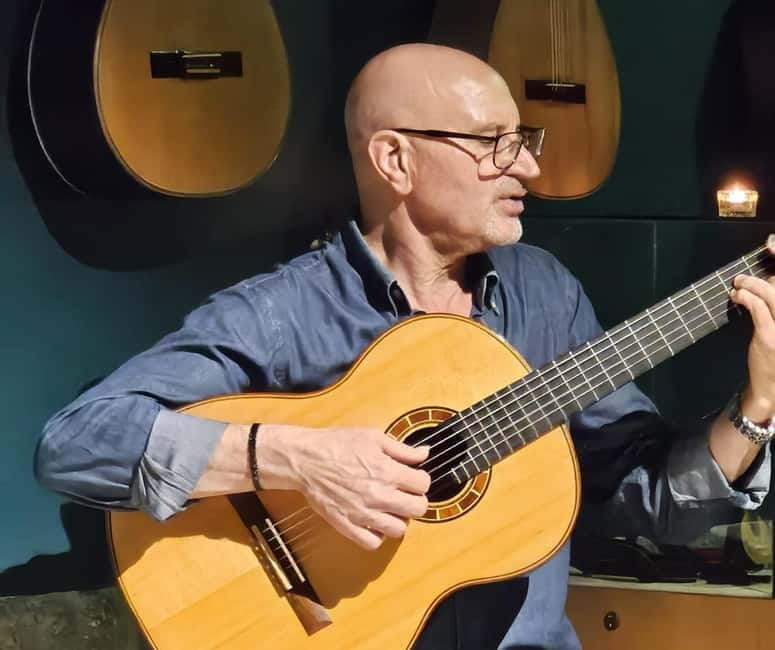 Porto: Traditional Fado Show at Sao Bento with Port Wine - An Up-Close Look at the Fado Experience in Porto