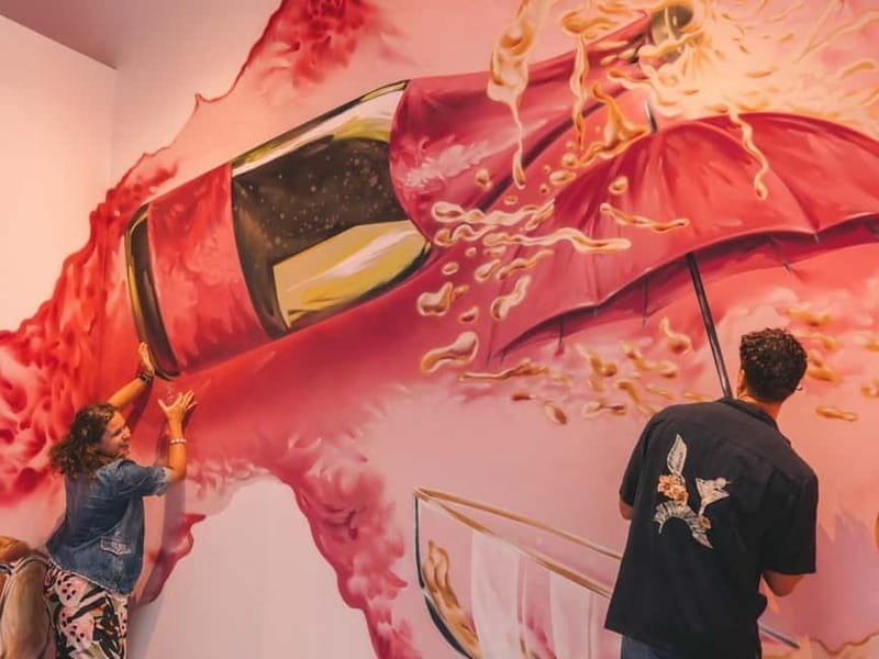 Porto: WOW Pink Palace Entry Ticket & Tasting - Photography and Playfulness: The Unmissable Highlights