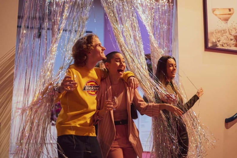 Porto: WOW Pink Palace Entry Ticket & Tasting - Who Should Consider This Experience?