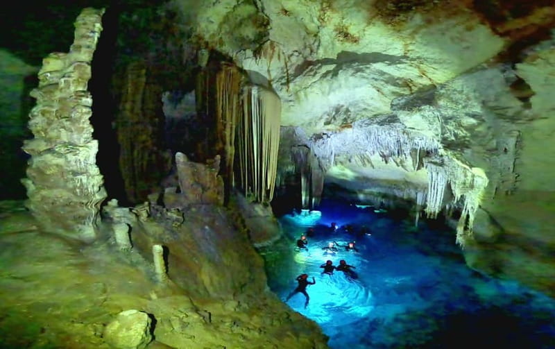 Portocolom: Snorkeling tour Sea Cave "Pirate Cave" Mallorca - The Speedboat Experience and Scenic Bays
