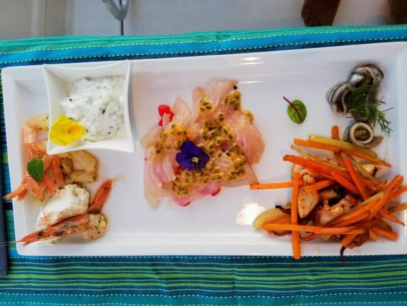 Portovenere: Aperitif on a boat at sunset - Key points / Takeaways