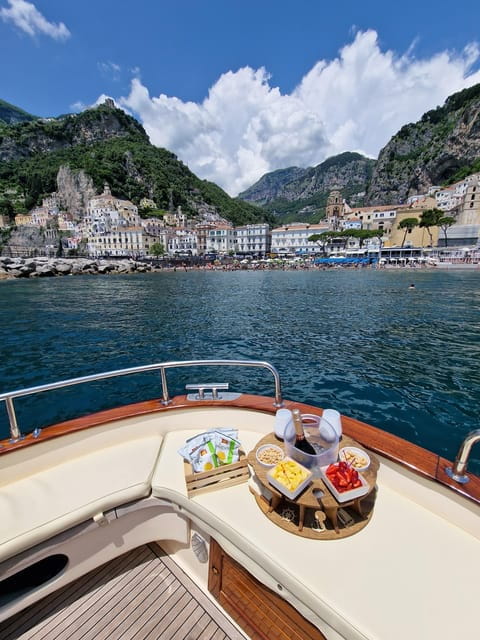 Positano: private boat tour along the Amalfi Coast - Exploring the Amalfi Coast from the Water: An Authentic and Luxurious Experience