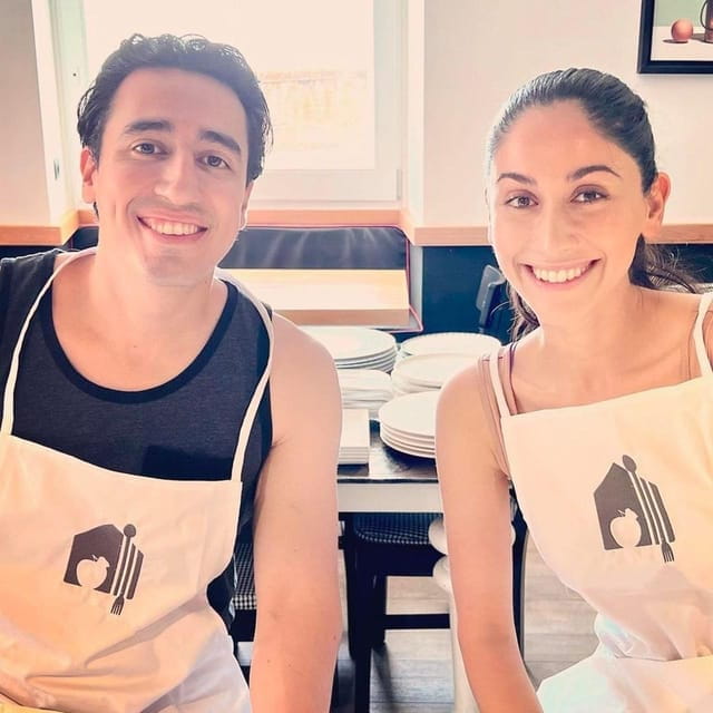 Positano: Small Group Cooking Class with Prosecco & Dessert - Sweet Endings and Refreshments