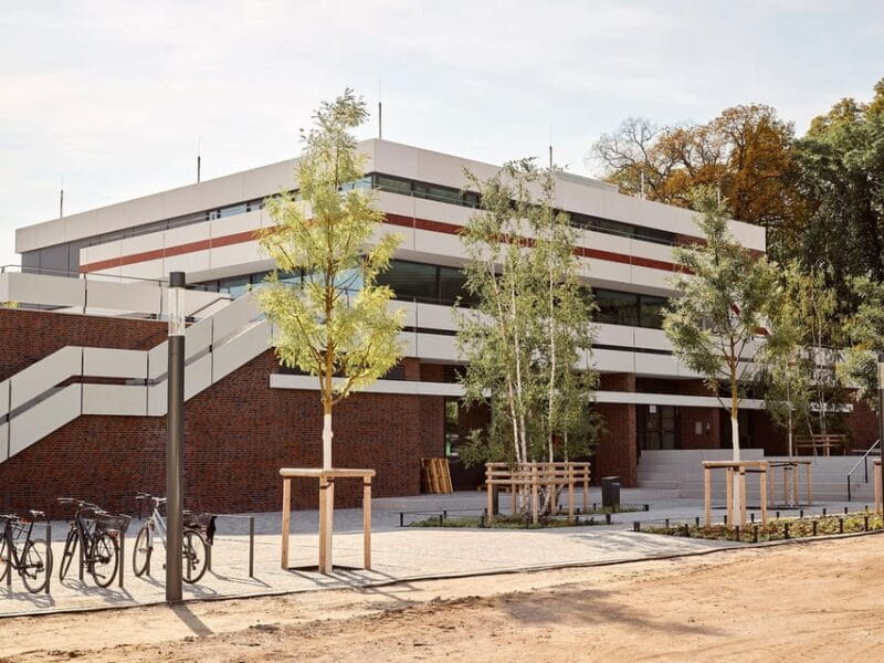 Potsdam: Entry to DAS MINSK Kunsthaus in Potsdam - Exploring DAS MINSK Kunsthaus in Potsdam: An Authentic Art Experience