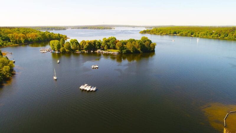 Potsdam: Yacht Cruise - Lakes of Berlin - Castles & Nature - Analyzing the Cost and Added Value