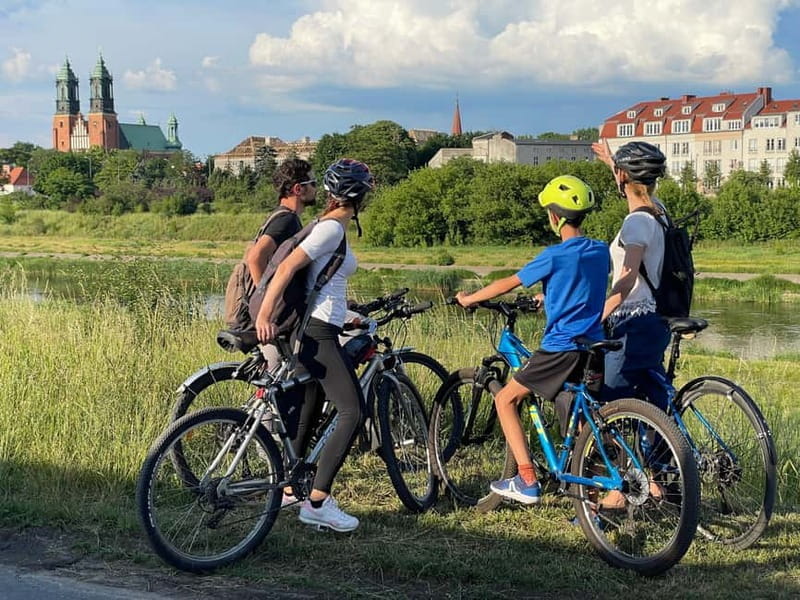 Pozna: Bike Tour of Top Highlights with a Local Guide - Key Points / Takeaways