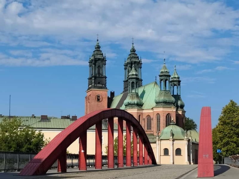 Pozna: Cathedral Island and ródka District Guided Tour - Exploring Pozna’s Sacred Heart: Cathedral Island’s Historic Charm