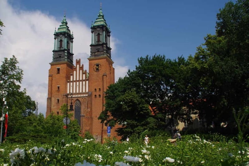 Pozna: Cathedral Island and ródka District Guided Tour - Who Will Love This Experience?