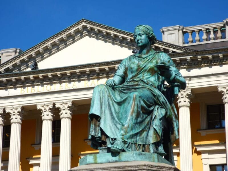 Pozna: Private Highlights Tour with a local guide - Exploring the Key Landmarks of Poznań