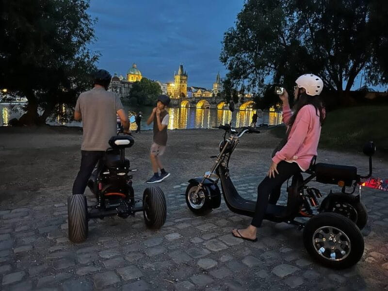 Prague: 2 hours FUN TRIKE tour in Prague with guide - Practical Tips for Your Trike Tour