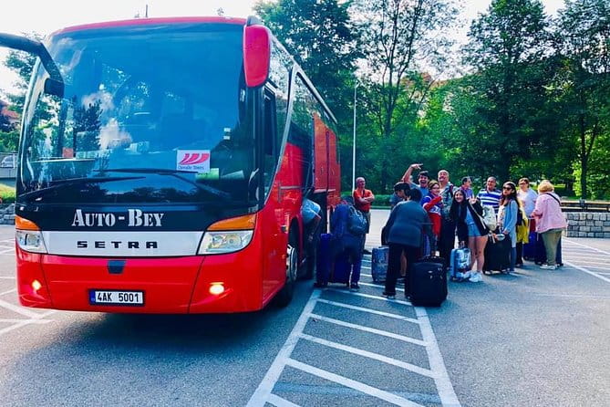 PRAGUE AIRPORT - CITY TRANSFERS in Spanish - Price and Value Analysis