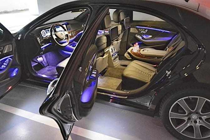 Prague airport luxury transfer by a Mercedes Benz S class - The Sum Up