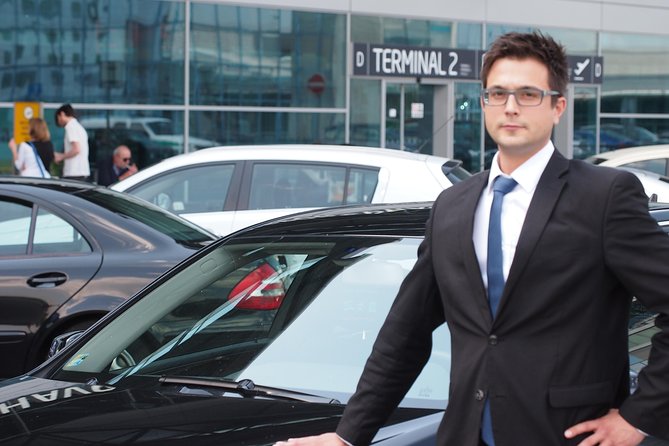 Prague Airport Shared Arrival Transfer - Transport Details