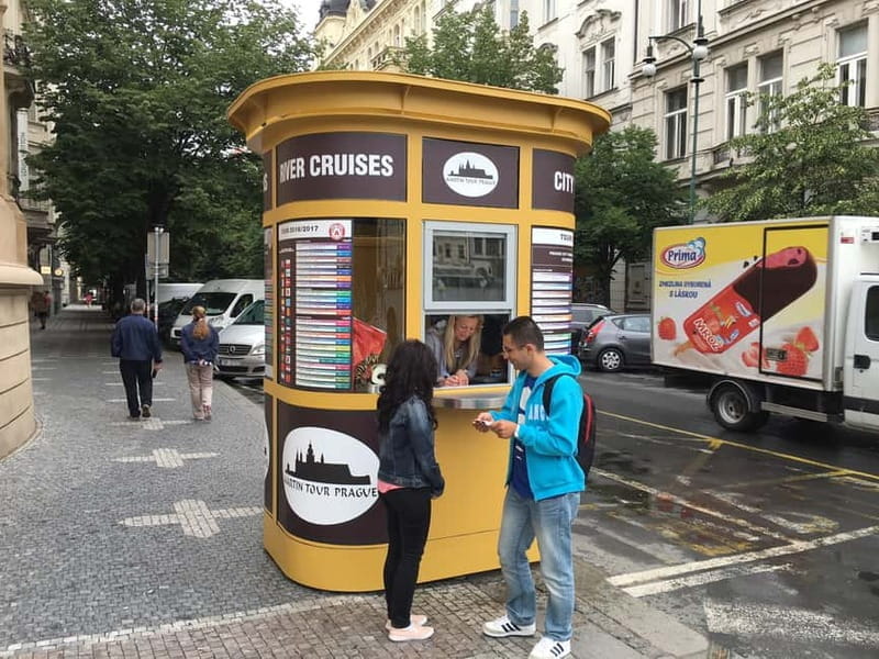 Prague: Bus and Boat Tour - A detailed look at the Prague: Bus and Boat Tour