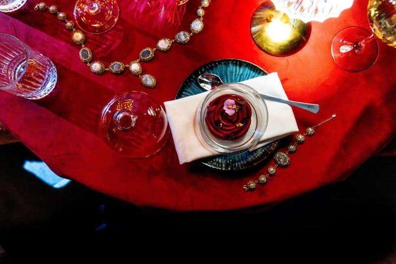 Prague: Cabaret Show at Medusa - Nightlife Prague - Logistics, Timing, and Practical Tips