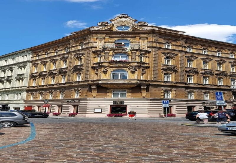 Prague Castle tour - The Itinerary in Detail: What to Expect at Each Stop