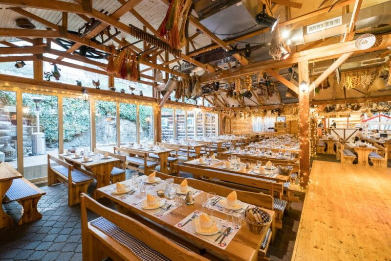 Prague: Dinner with Folk Show and Open Bar - Discovering Czech Culture Through Dance, Food, and Song