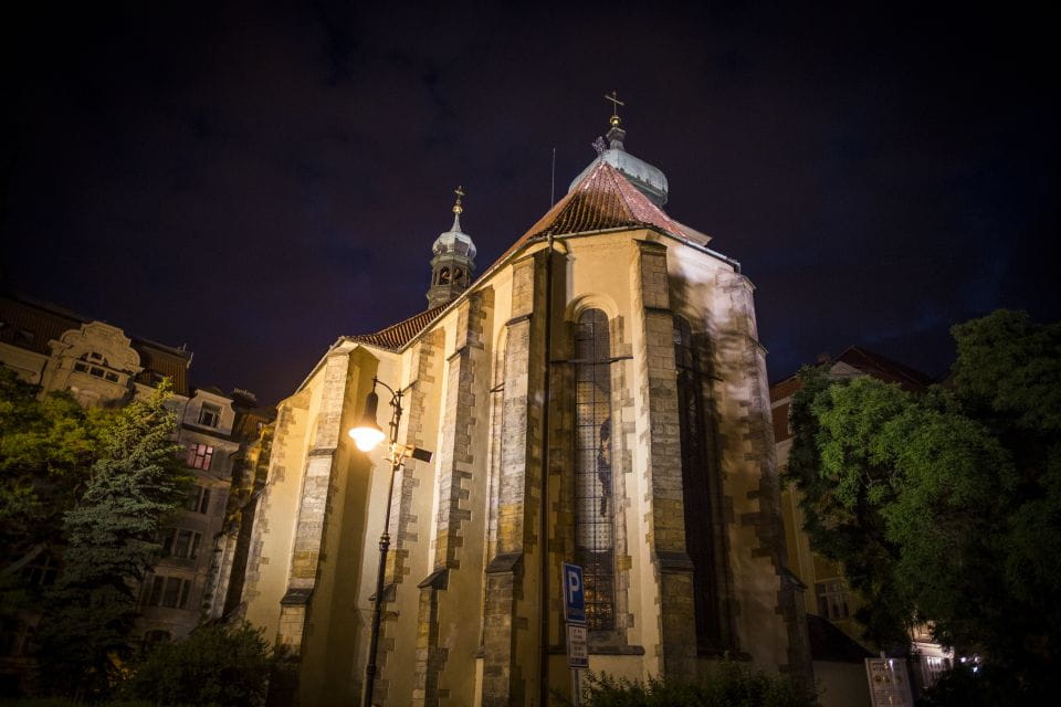 Prague: Ghosts and Legends of the Old Town Evening Tour - Experience Highlights