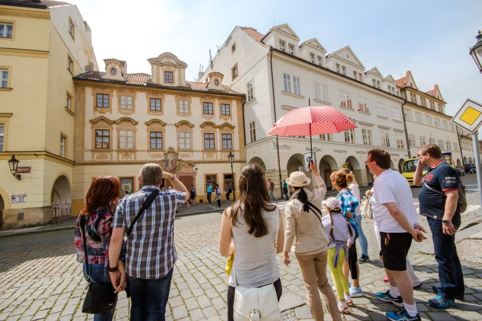 Prague: Guided Bus & Walking Tour With River Cruise & Lunch - Key Points