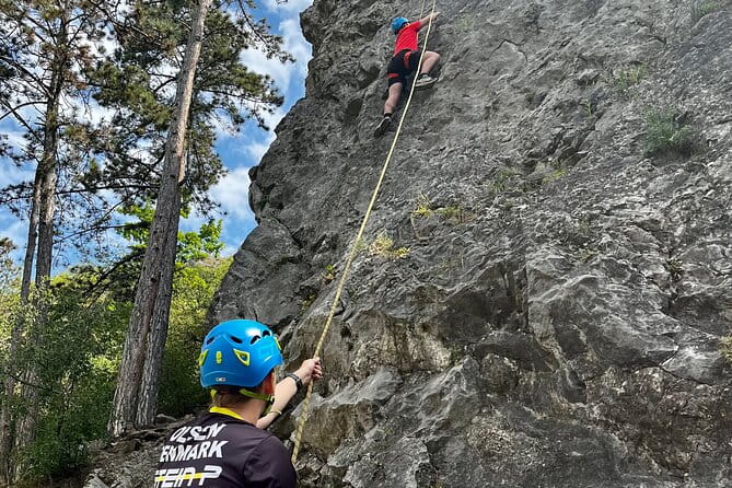 Prague Half-Day Rock Climbing Experience with Instructor - FAQ