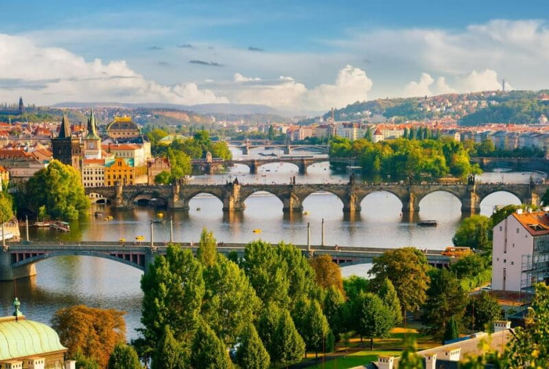 Prague: Insta-Perfect Walk with a Local - Key points / Takeaways
